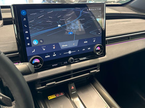 Toyota C-HR+