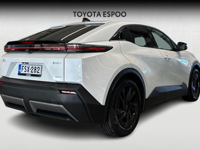 Toyota C-HR+