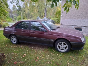 Alfa Romeo 164