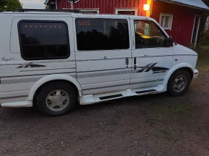 Chevrolet Astro