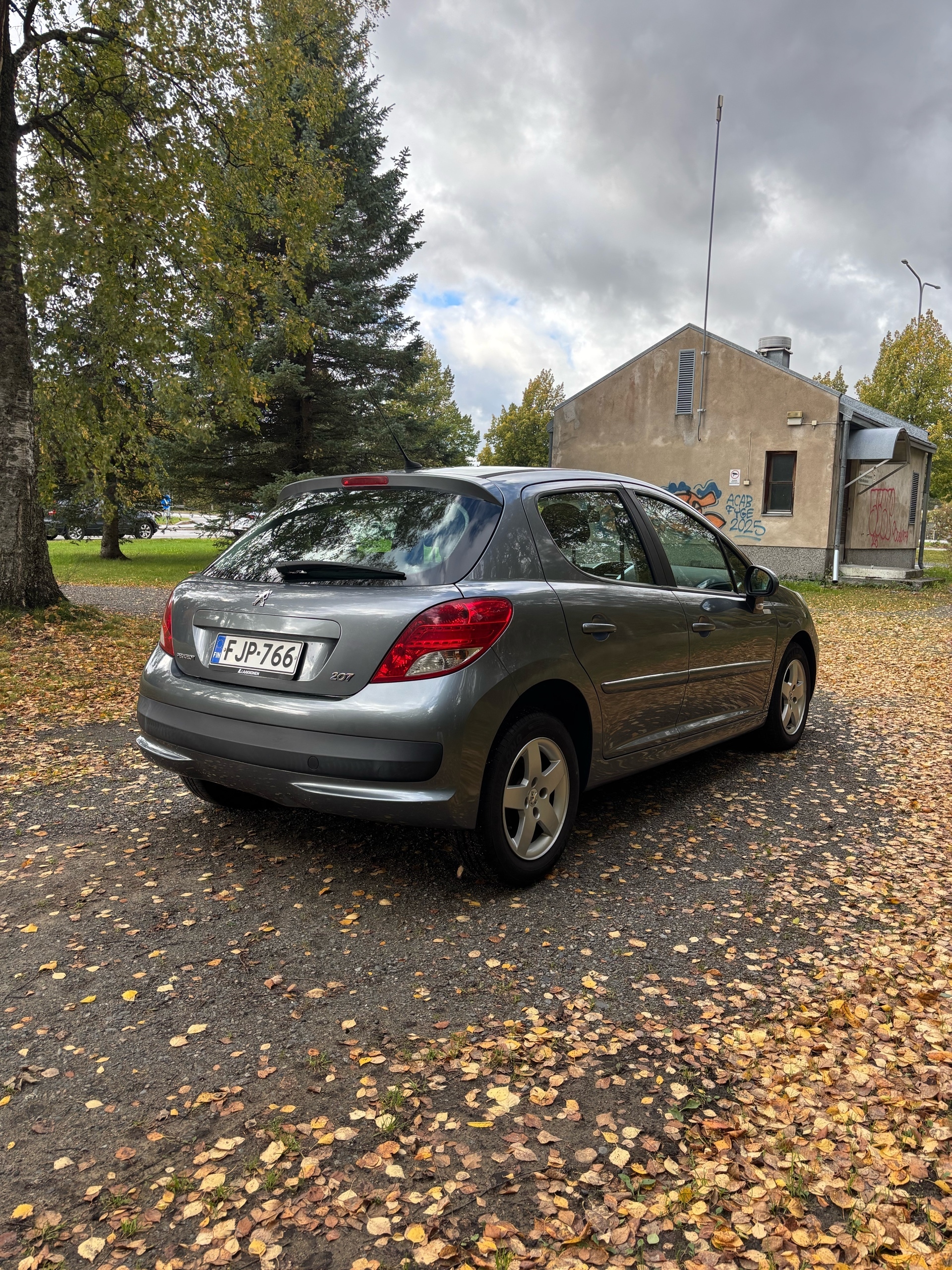 Peugeot 207 VTi 95 Millesim 200 5-ov. 2010, photo 3/13
