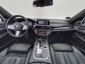 BMW 745