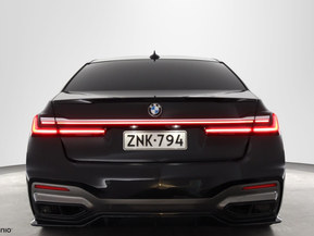BMW 745