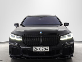 BMW 745