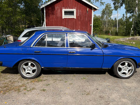 Mercedes-Benz 123