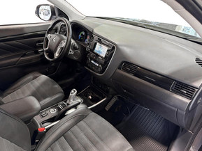 Mitsubishi Outlander PHEV