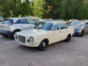 Volvo 244