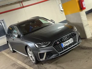 Audi S4