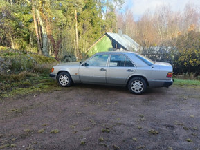Mercedes-Benz 300