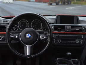 BMW 335