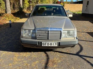 Mercedes-Benz 300