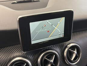 Mercedes-Benz A