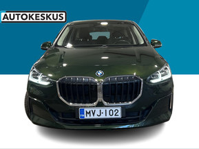 BMW 225