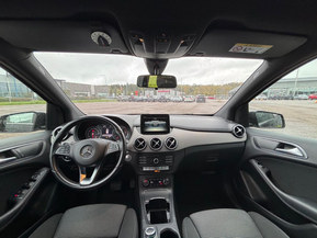 Mercedes-Benz B