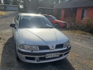 Mitsubishi Carisma