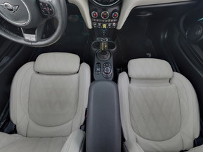 MINI Hatchback