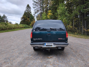 GMC Suburban