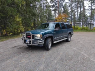 GMC Suburban