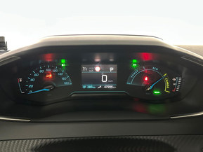 Peugeot e-2008