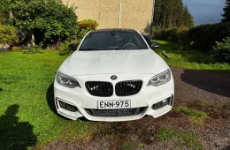 BMW 220
