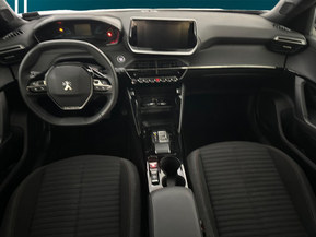 Peugeot e-2008