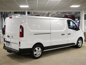 Nissan NV300