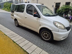 Toyota Yaris Verso