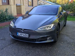 Tesla Model S