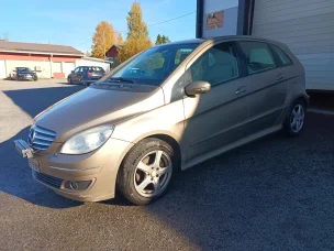 Mercedes-Benz B