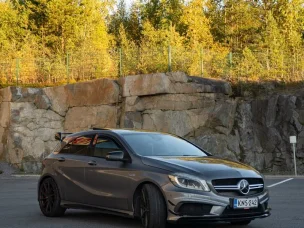 Mercedes-Benz A 45 AMG