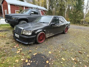 Mercedes-Benz 300