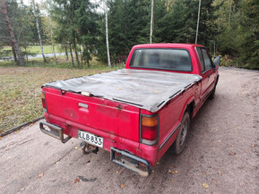 Mazda B2200