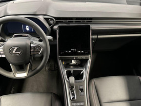 Lexus LBX