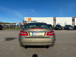 Mercedes-Benz E
