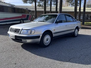 Audi 100