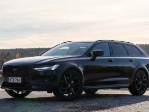 Volvo V90 Cross Country