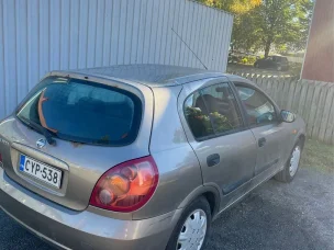 Nissan Almera