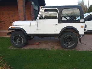 Jeep CJ7