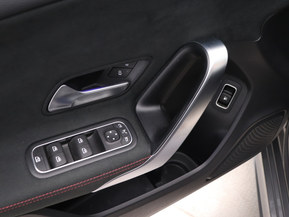 Mercedes-Benz A
