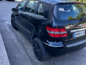 Mercedes-Benz B