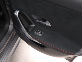 Mercedes-Benz A