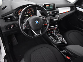 BMW 225