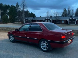 Peugeot 405
