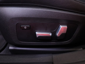 BMW i4 M50