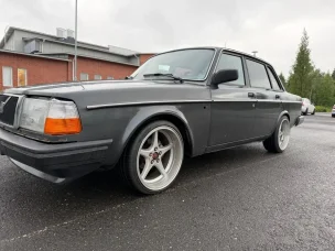 Volvo 240