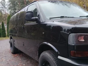 Chevrolet Express 2500