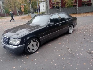 Mercedes-Benz 300