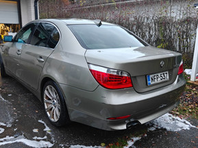 BMW 525