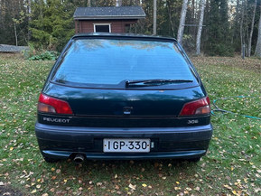Peugeot 306