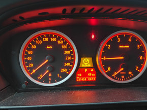 BMW 525